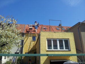 Rekonstrukce střechy Praha tašky Bramac